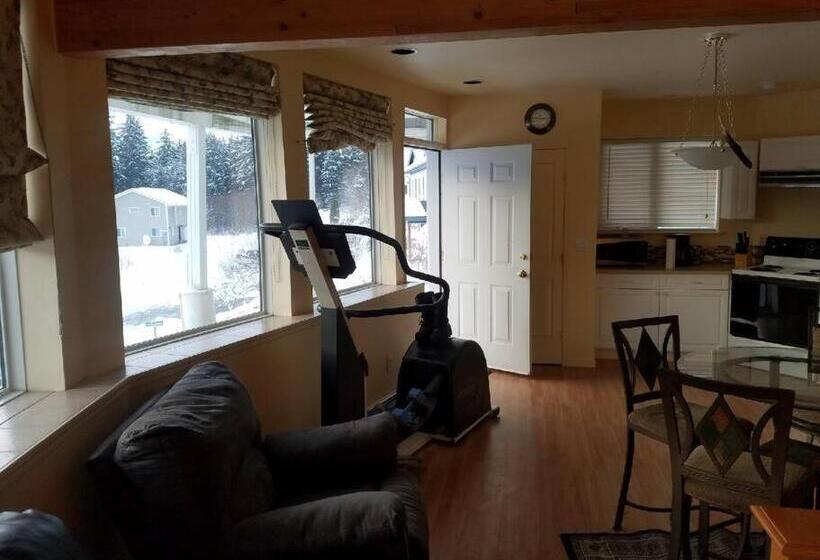 إستوديو قياسى مطل على البحر, Kelli Creek Cottage   Reduced Price On Tours