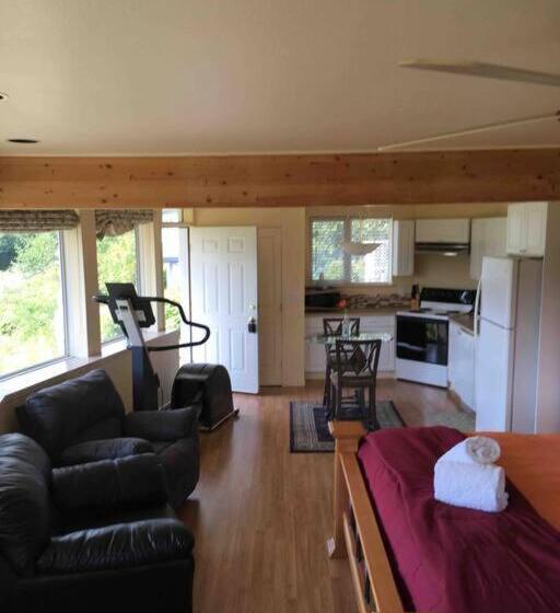 إستوديو قياسى مطل على البحر, Kelli Creek Cottage   Reduced Price On Tours