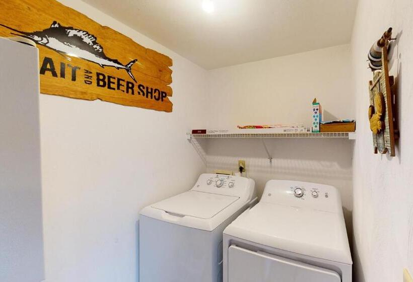 带2个卧室的公寓, Favorite Song Dk04