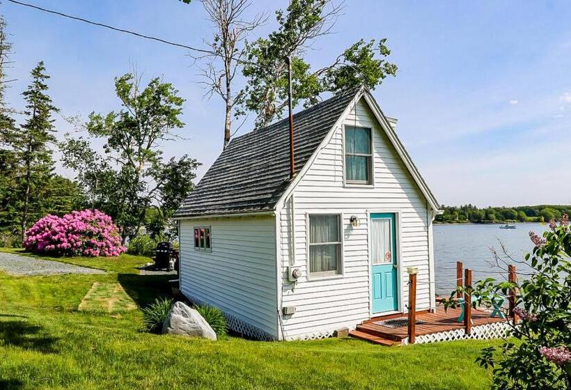 استودیوی استاندارد, Dream Harbor Cottage