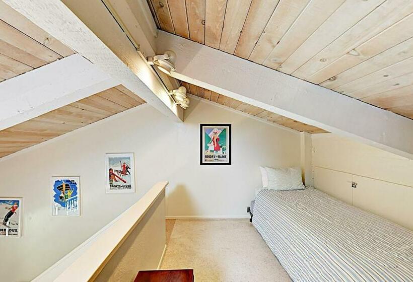 شقة 3 غرف, North Lake Dreams