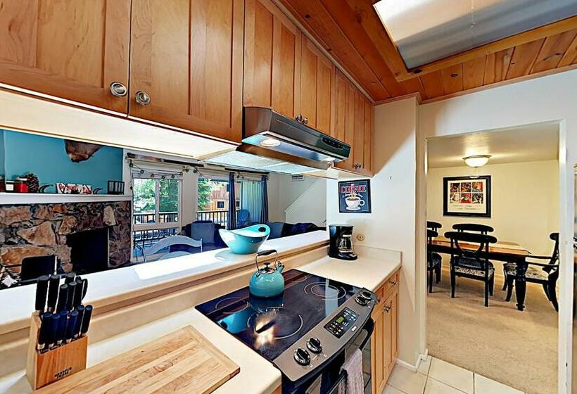 شقة 3 غرف, North Lake Dreams