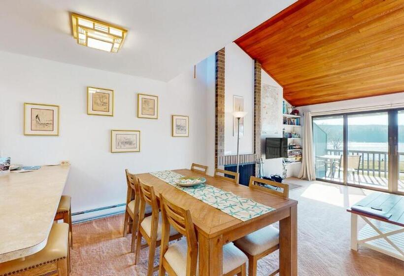 Апартаменты 2 Спальни, Port Ludlow Resort Condo
