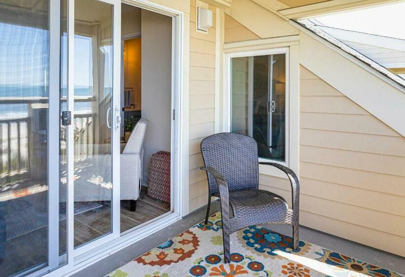 شقة غرفتين, Three Brothers