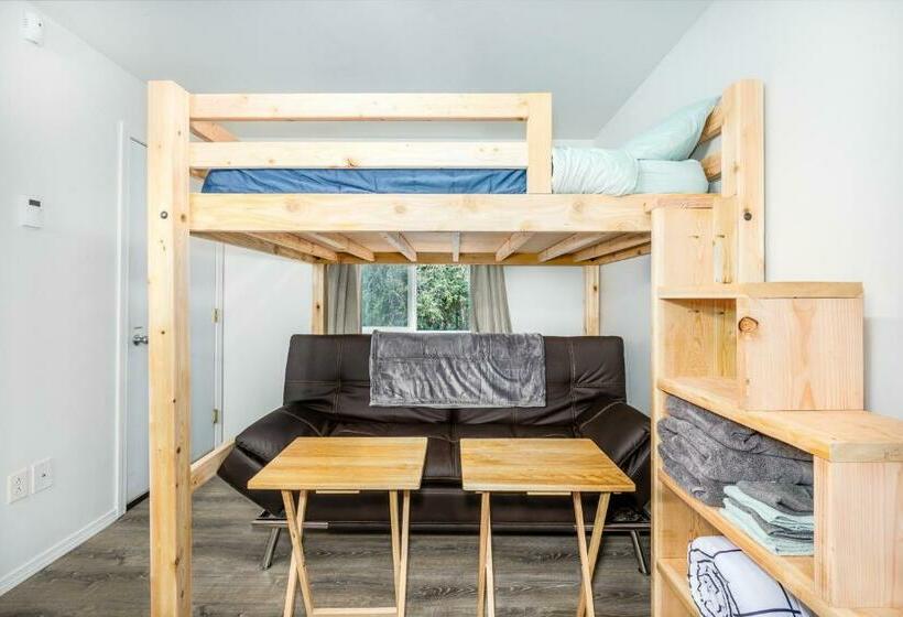 إستوديو قياسى, Alohalaska Studio