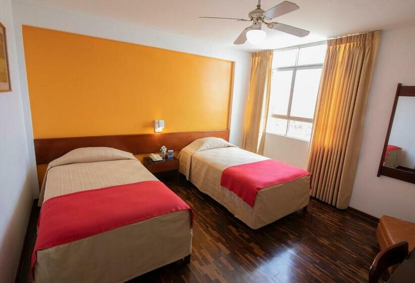 اتاق استاندارد, Chavín