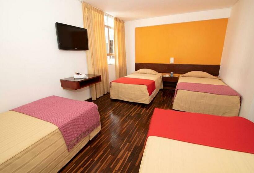 اتاق استاندارد چهار تخته, Chavín