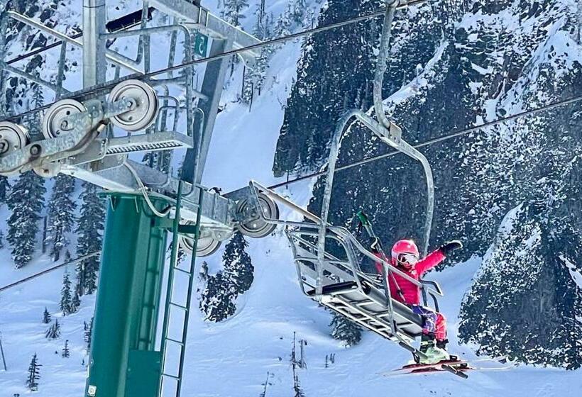 Студия Стандарт, Jefferson Hideaway