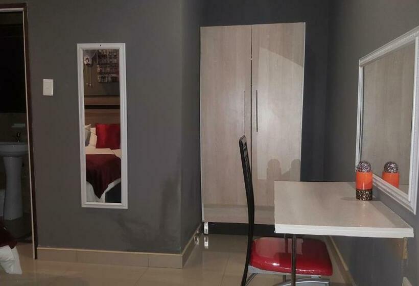 スイート（家族用）, Kadichueni Guest House