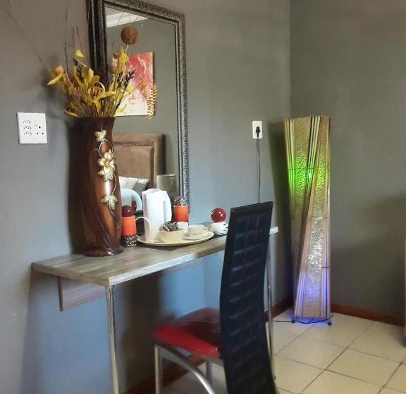 スタンダードルーム, Kadichueni Guest House