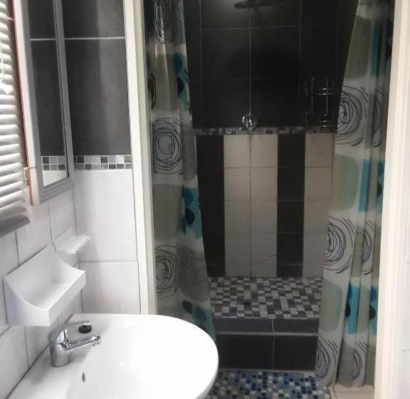 スタンダードルーム, Kadichueni Guest House