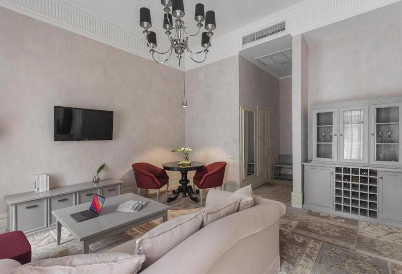 سوئیت پرزیدنت, Ribas Duke Boutique