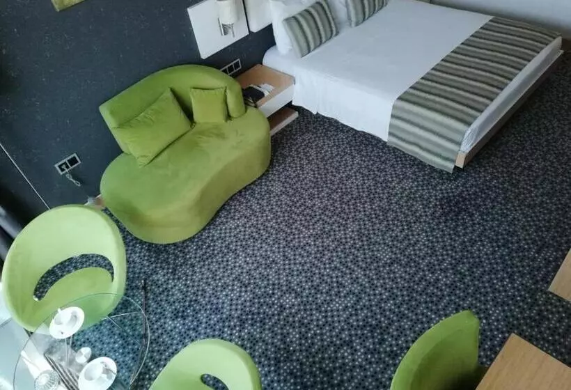 اتاق استاندارد, Inci Class