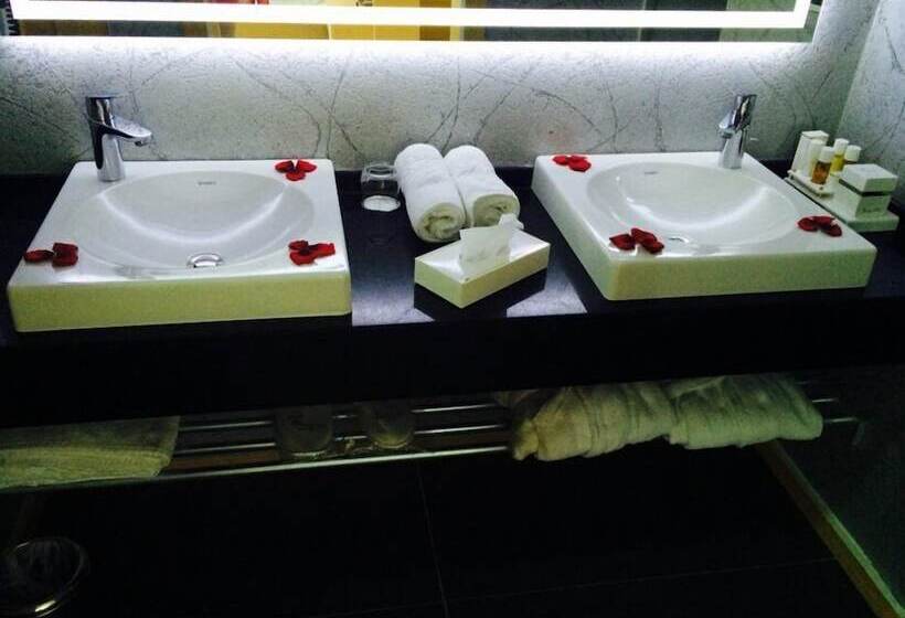 スタンダードルーム, Inci Class