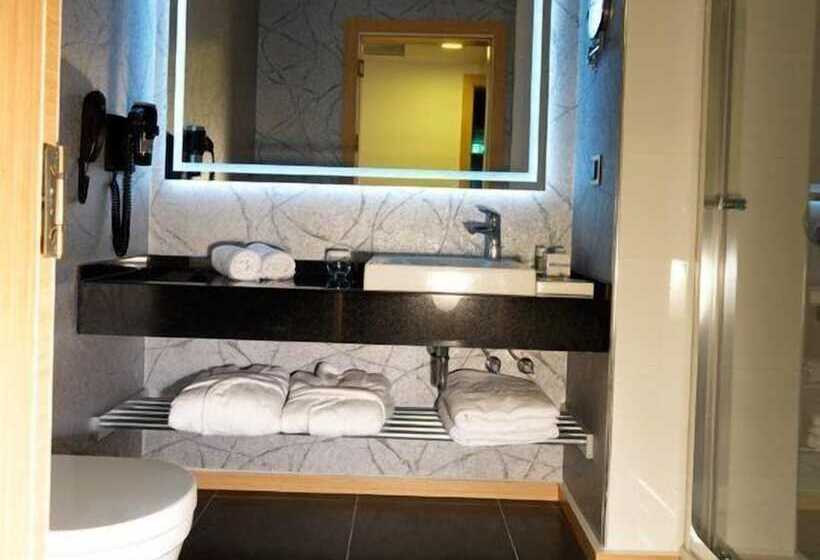 スタンダードルーム, Inci Class