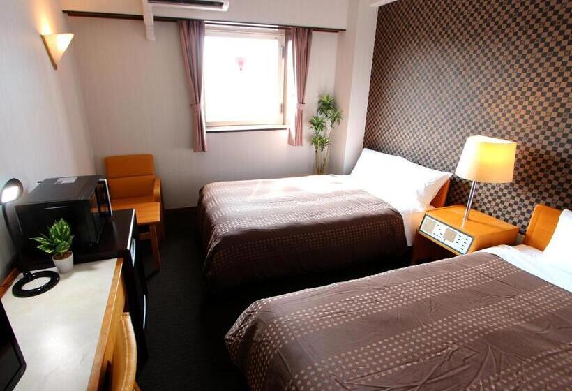 غرفة قياسية, Livemax Budget Utsunomiya