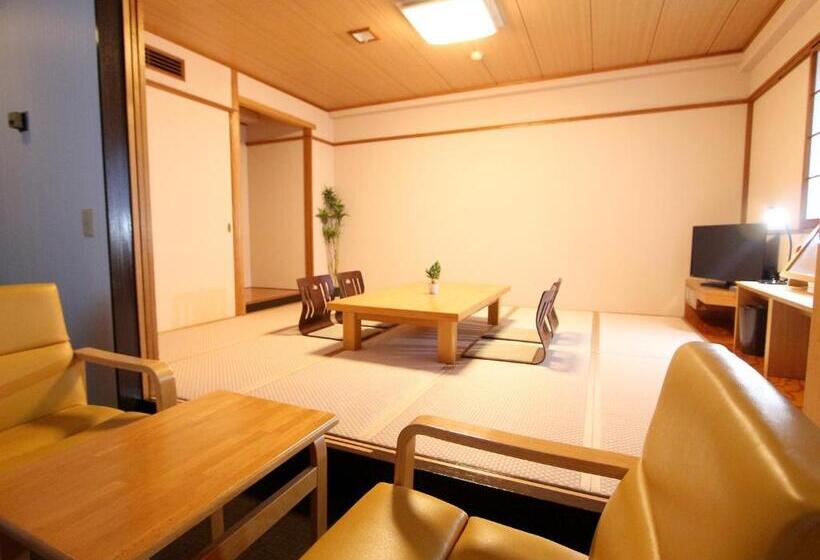 غرفة قياسية, Livemax Budget Utsunomiya