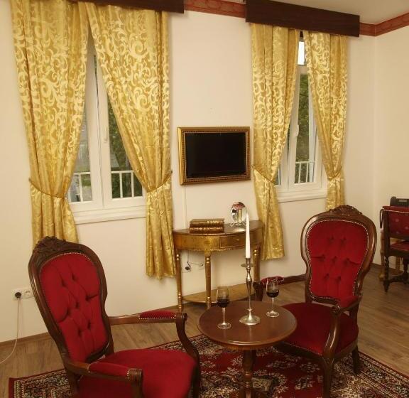 غرفة سوبيريور, Puntijar