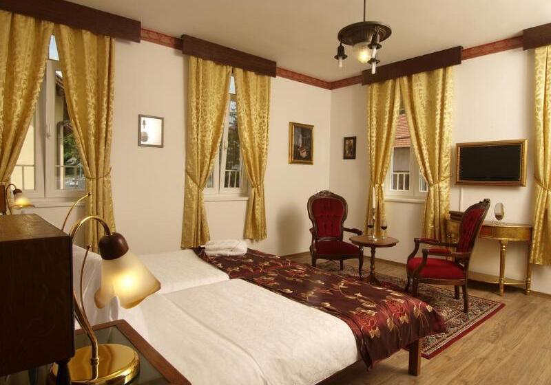 غرفة سوبيريور, Puntijar