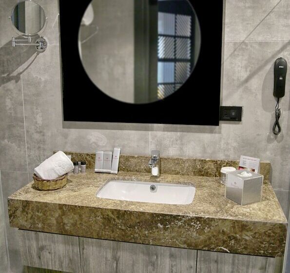 اتاق لوکس, Ramada By Wyndham Mersin