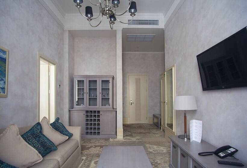 Люкс, Ribas Duke Boutique