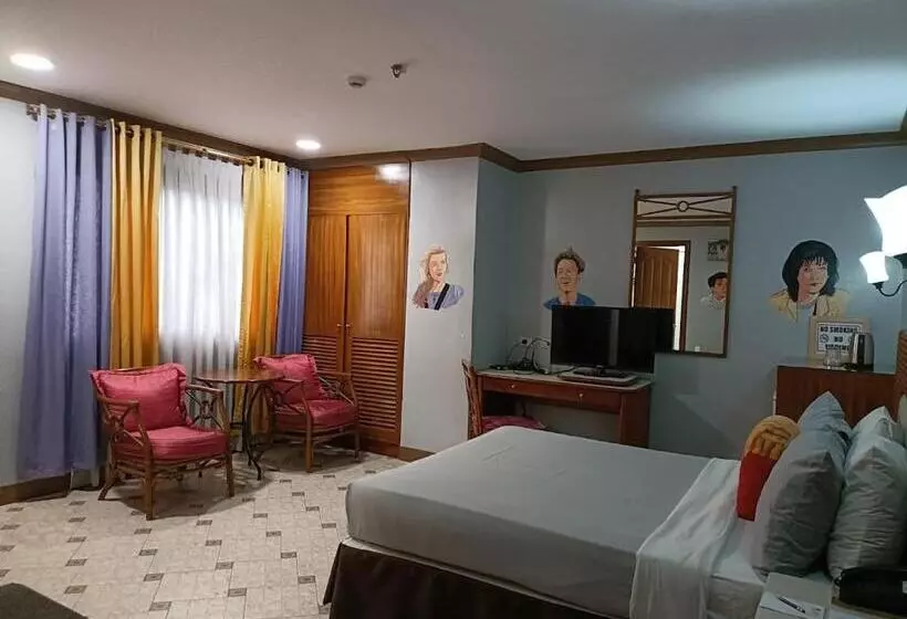 Standard Room with Balcony, The Golden Pine