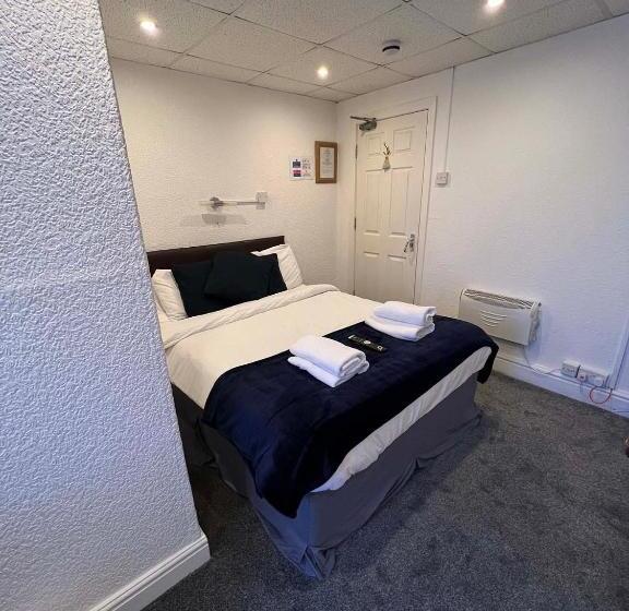 Quarto Familiar, The Wilton