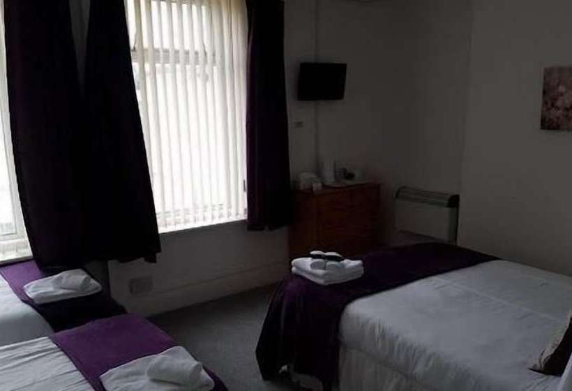 Perhehuone, The Wilton