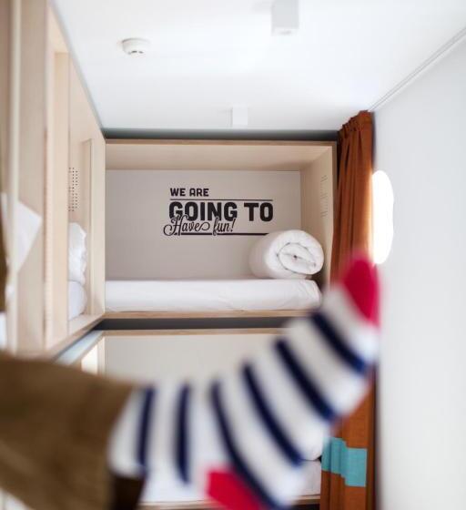 اتاق خانوادگی, Toc Hostel Barcelona