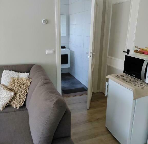 标准间, B&b De Maalderi Je