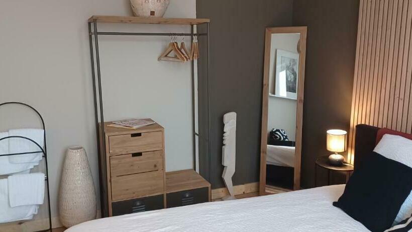 Номер Стандарт Совместная Ванная, De Galerie   Dessert Coulors