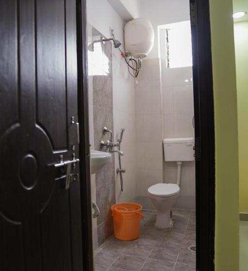 غرفة قياسية, Yellow Bells