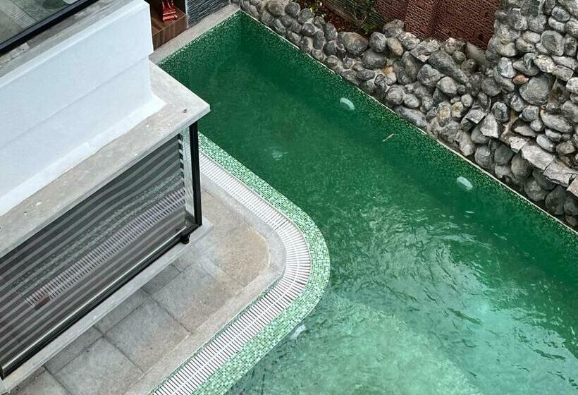 발코니 디럭스 룸, Mermaid Farm House