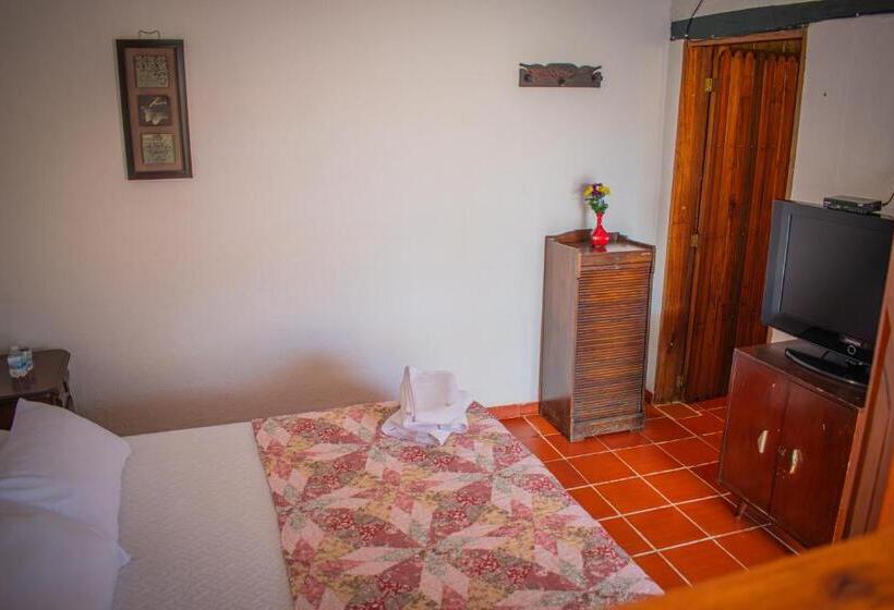 베이직 3인 룸, Alojamiento Jaw