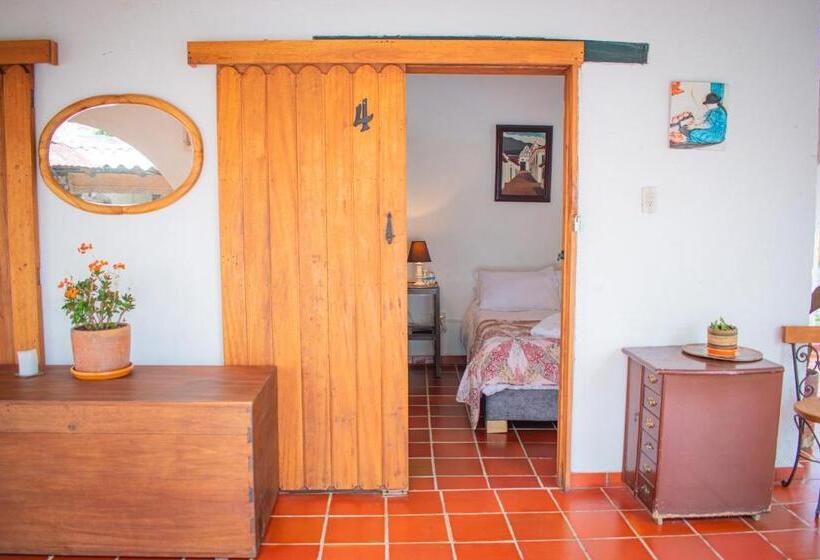 기본룸, Alojamiento Jaw