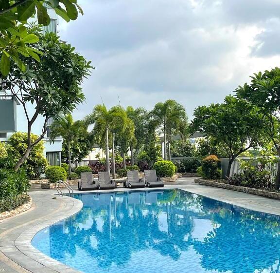 Апартаменты 2 Спальни, Cubao, Quezon City Condo Staycation