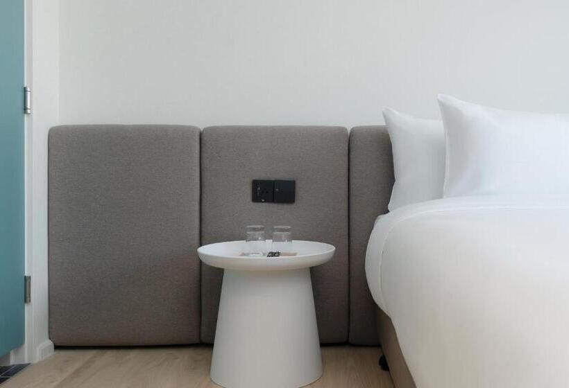اتاق استاندارد با تخت بزرگ, Go! Hotel Bowin At Robinson Lifestyle Bowin