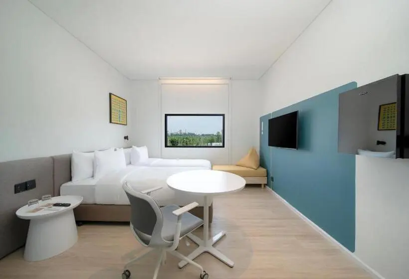 اتاق استاندارد, Go Hotel Bowin At Robinson Lifestyle Bowin