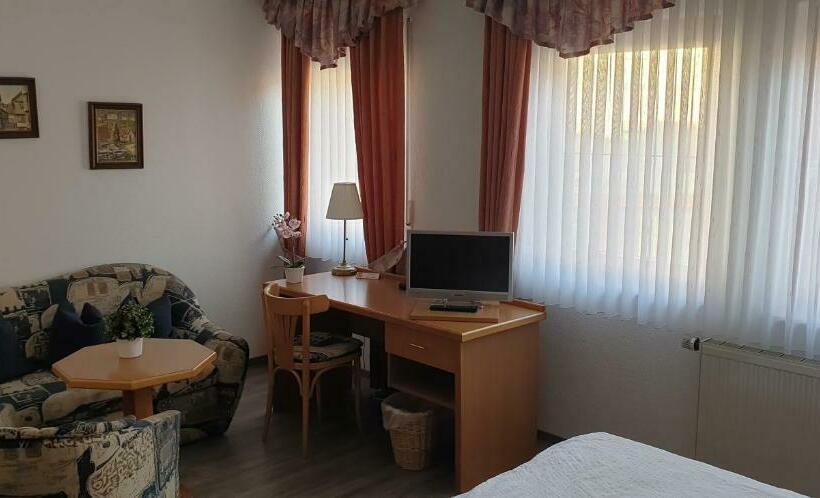 Pokój Standard, Pension Jung, Bäckerei Konditorei & Café