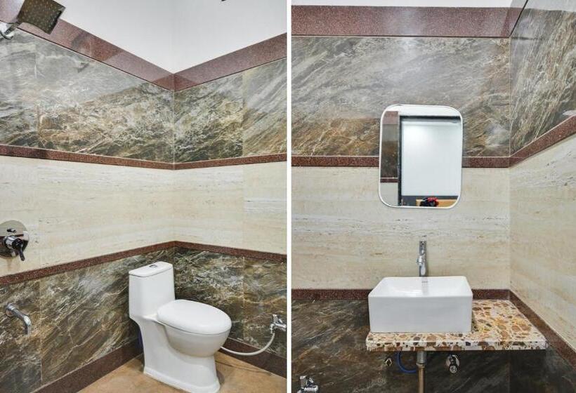 Трехместный Номер Deluxe, Super Townhouse Oak Hotel Ar Ganges Premium