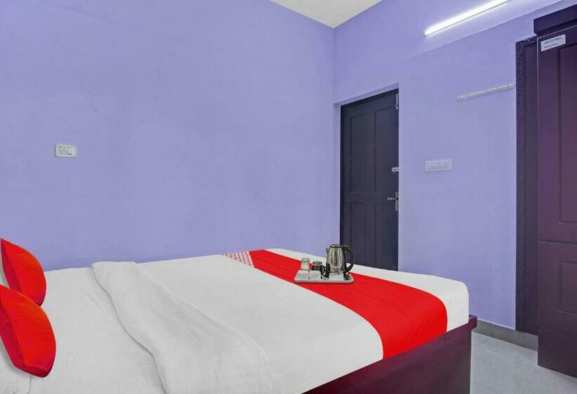 三人经典房间, Collection O Clement Holydays