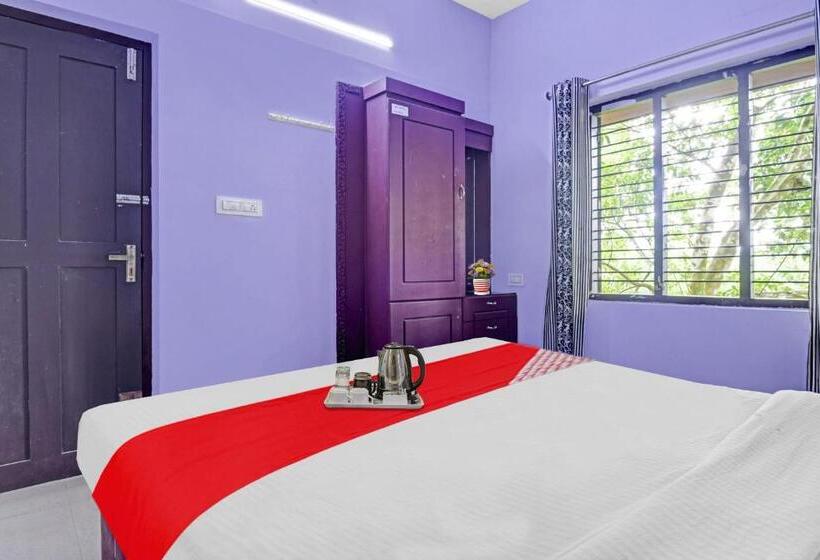 三人经典房间, Collection O Clement Holydays