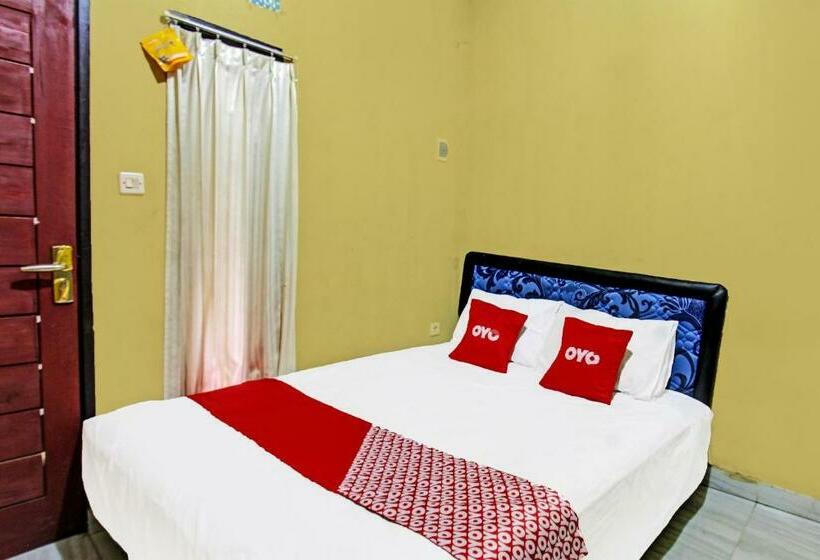 غرفة ديلوكس, Oyo 91845 V_ar House Syariah