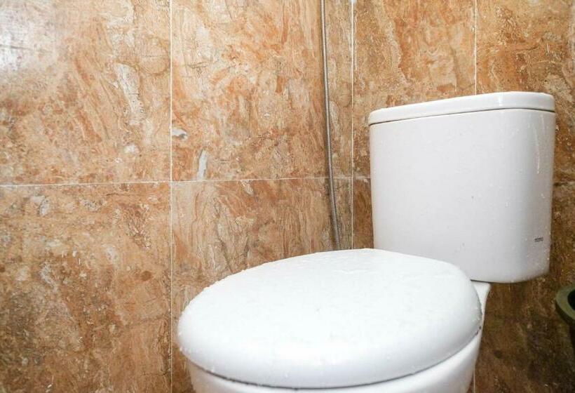 غرفة ديلوكس, Reddoorz Plus At Lovina Inn Tonrangeng River Side