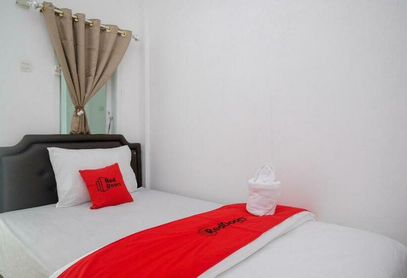 غرفة ديلوكس, Reddoorz Plus At Lovina Inn Tonrangeng River Side