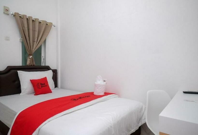 غرفة ديلوكس, Reddoorz Plus At Lovina Inn Tonrangeng River Side