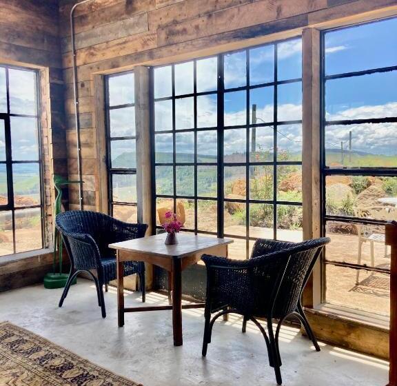 스탠다드 룸 산 전망, Rose Mountain Cottage