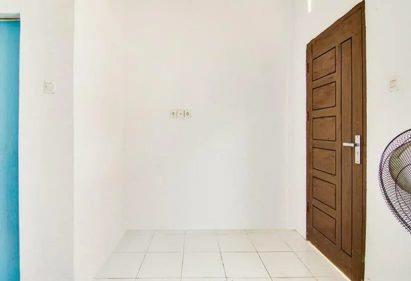 اتاق اکونومی, Spot On 91858 Raja Homestay Syariah