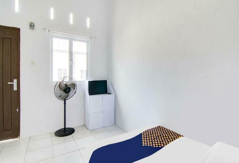 エコノミールーム, Spot On 91858 Raja Homestay Syariah