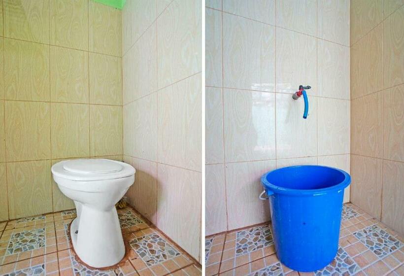 חדר סופריור יחיד, Spot On 91869 Insan Mulia Kost Syariah